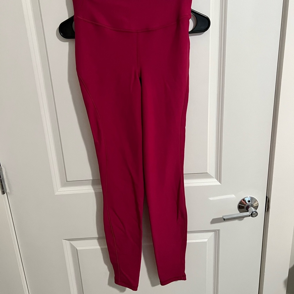Lululemon Wunder Under leggings 28”